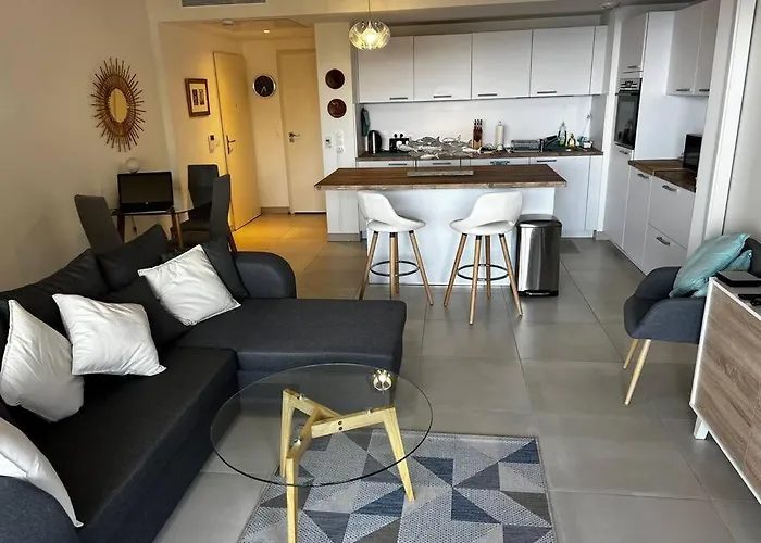 Beautiful Sea View Overlooking Monaco Apartmán